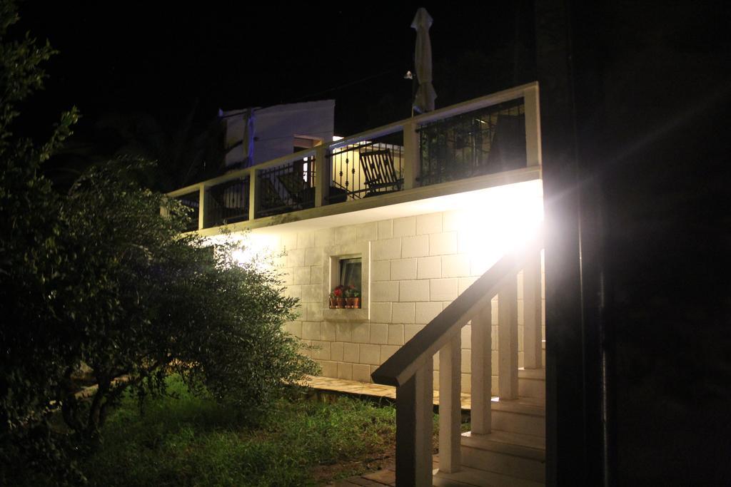 Villa Marija Marina Luaran gambar