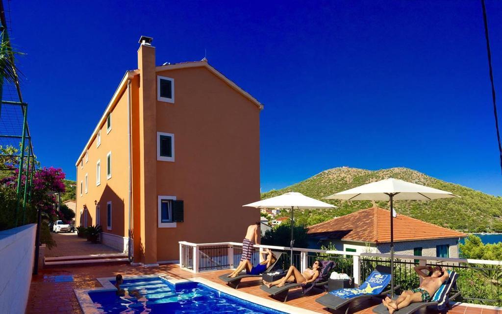 Villa Marija Marina Luaran gambar