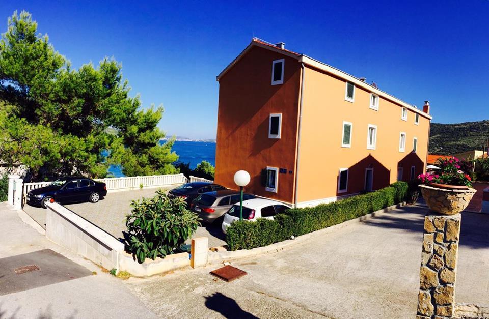 Villa Marija Marina Luaran gambar