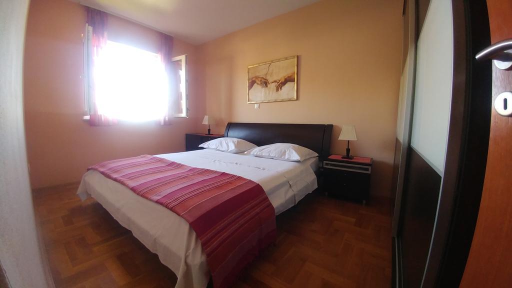 Villa Marija Marina Luaran gambar